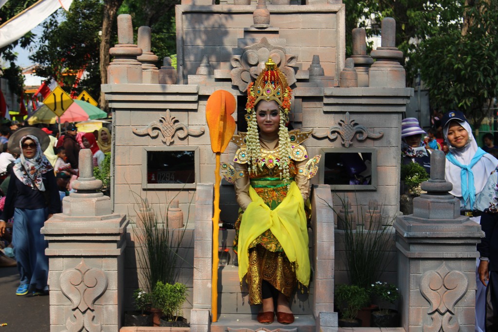 PAWAI BUDAYA HUT RI KE-64